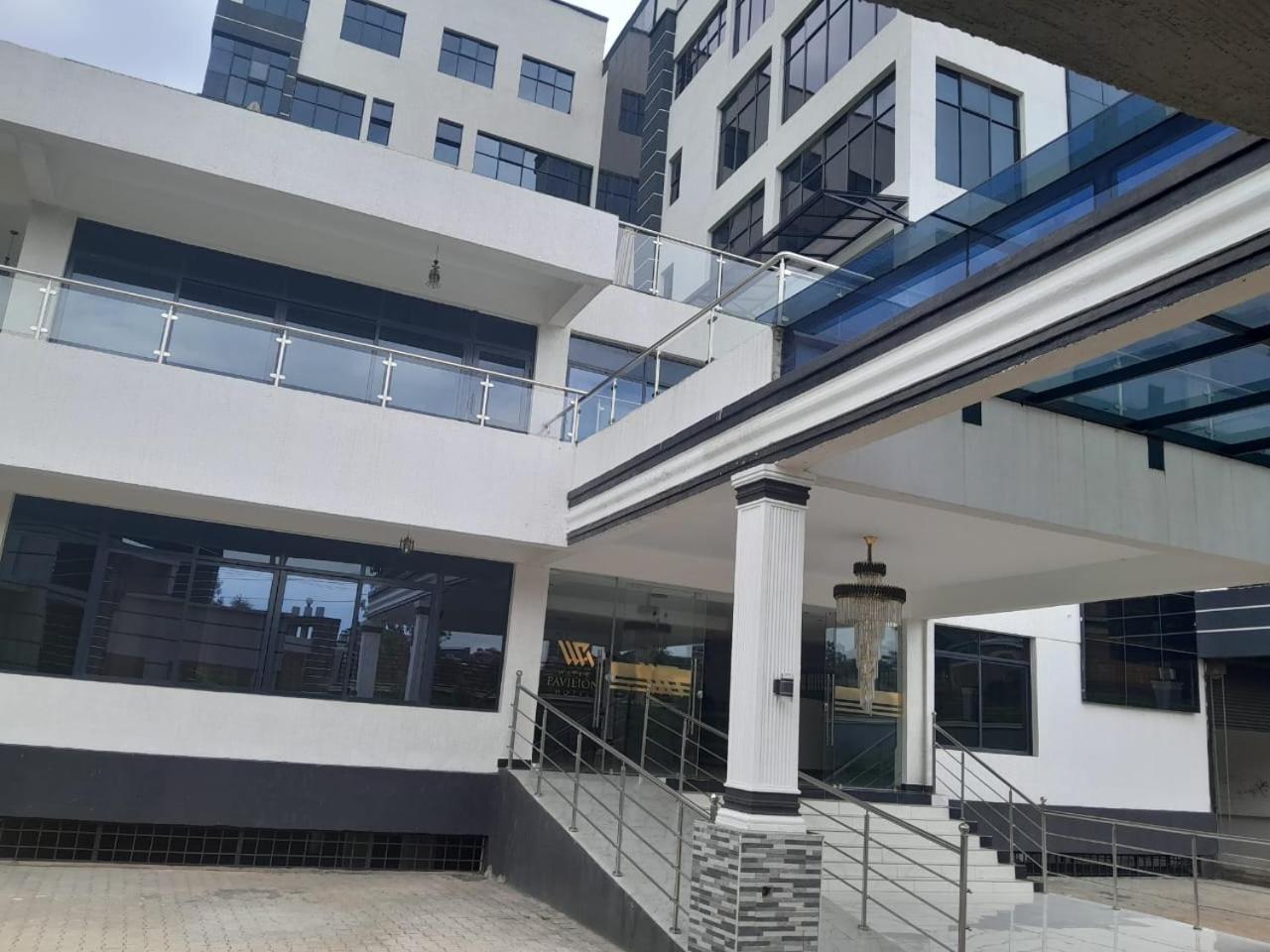 Water Pavilion Hotel Keroka ภายนอก รูปภาพ